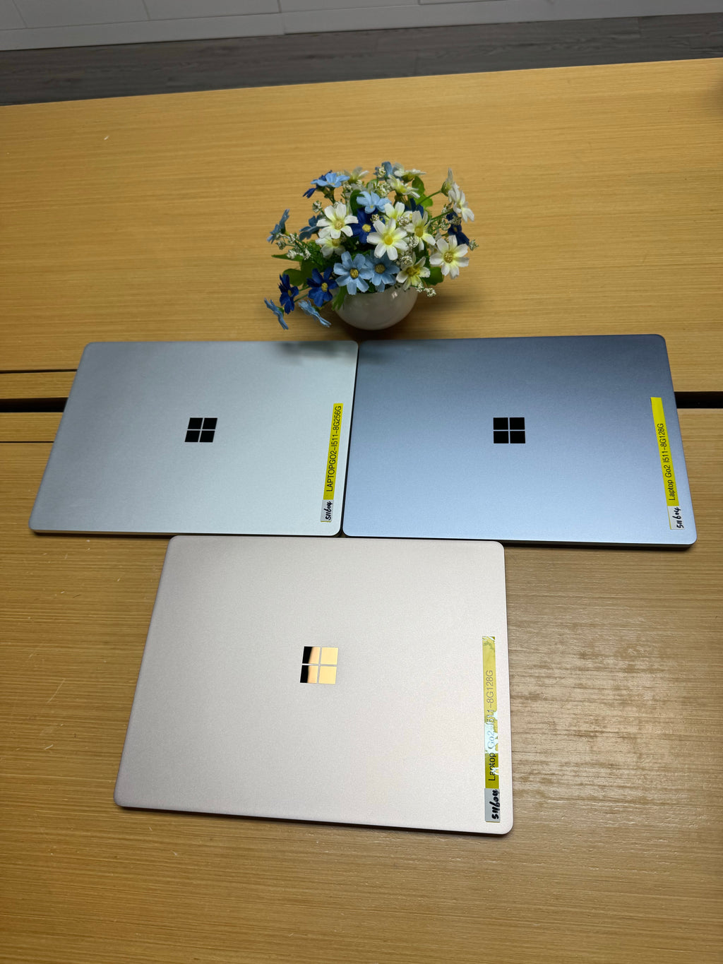 511604  Microsoft Surface Laptop Go 2 – 12” Touchscreen (i5 11th Gen)
