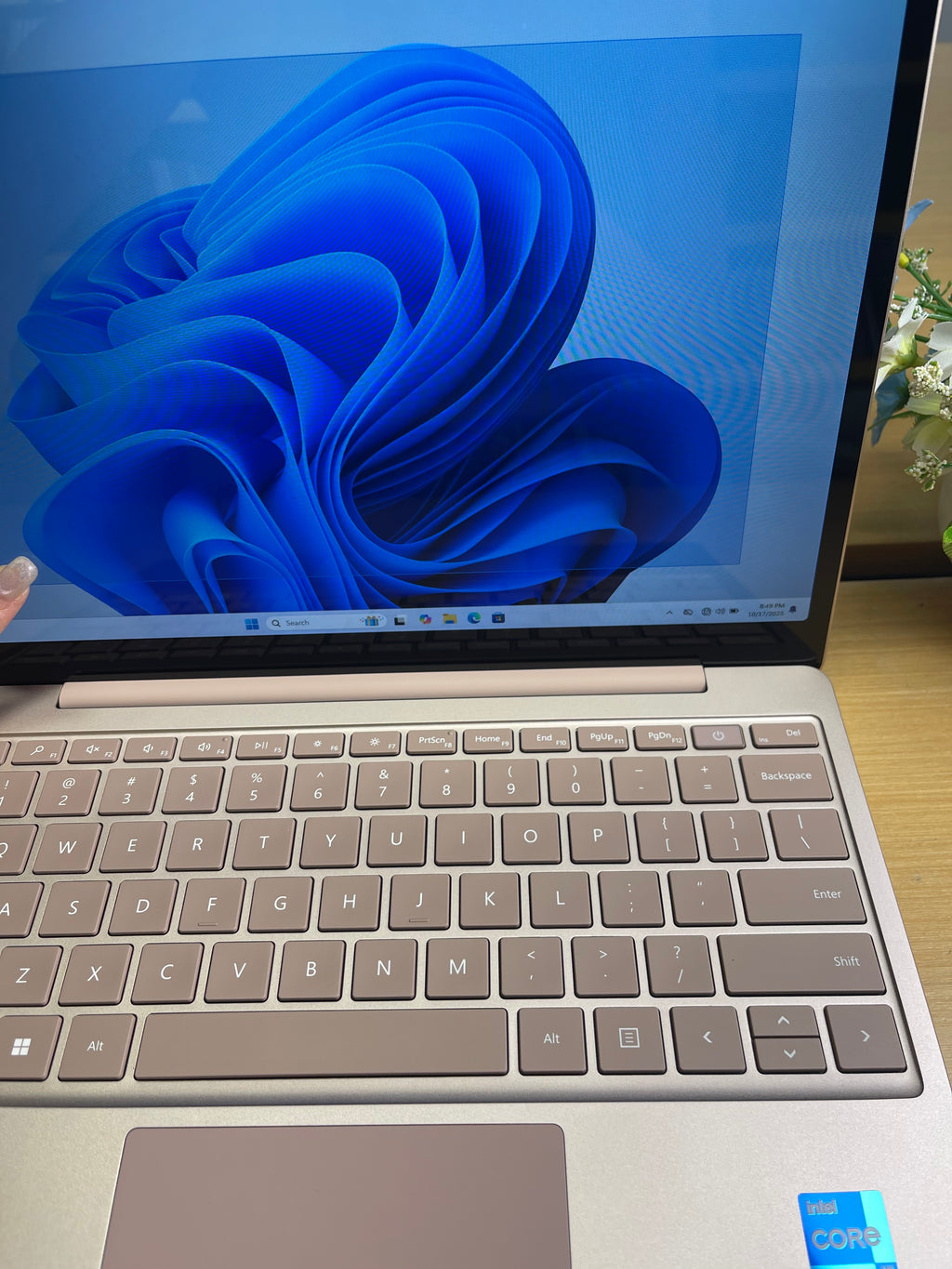 511604  Microsoft Surface Laptop Go 2 – 12” Touchscreen (i5 11th Gen)