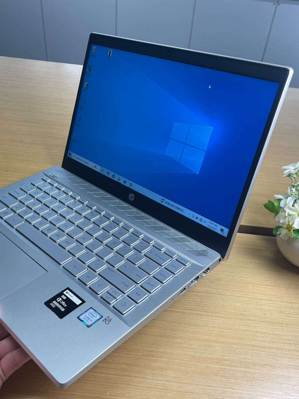 HP Pavilion 14-CE – Ordinateur portable 14 pouces (i5 8e génération | 8 Go de RAM | Double stockage)