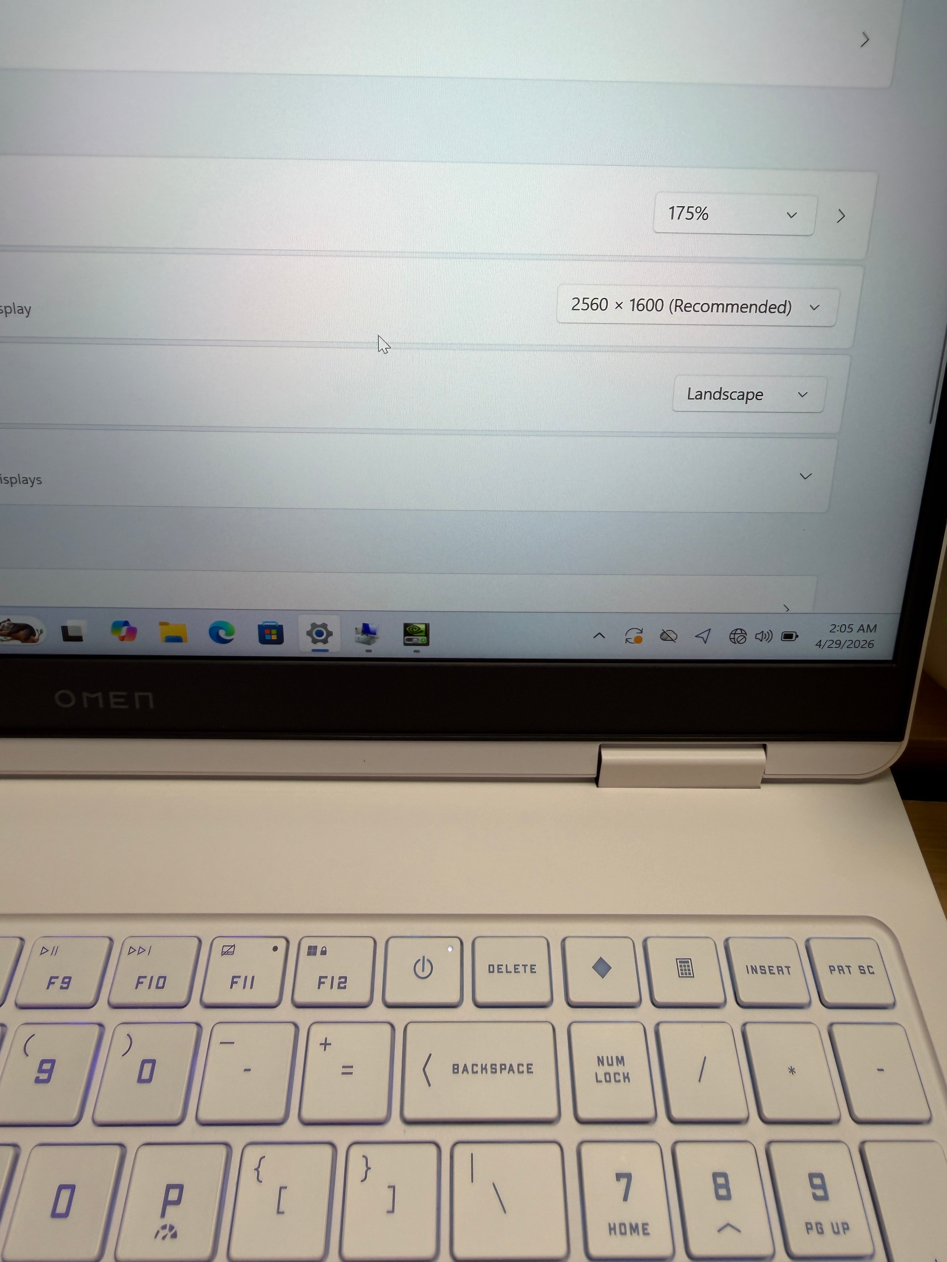 HP Omen 11 (16” | Core i9 14th Gen | RTX 5060 8GB | 16GB RAM | 1TB SSD)
