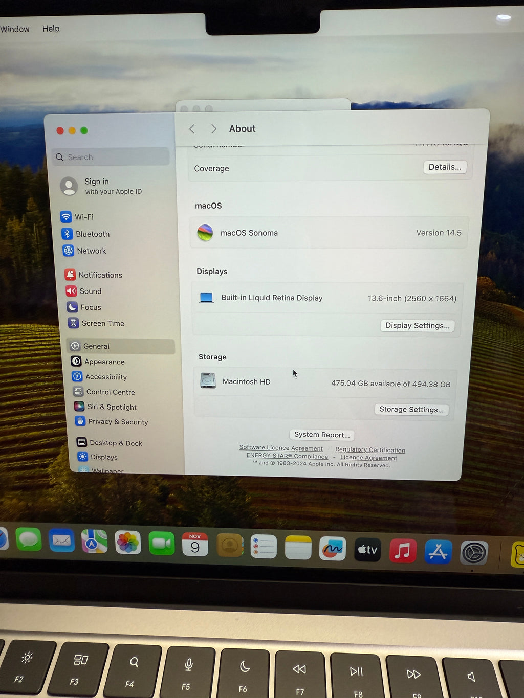Apple MacBook Air 13” (M2, 2022 | 8GB RAM | 512GB SSD)