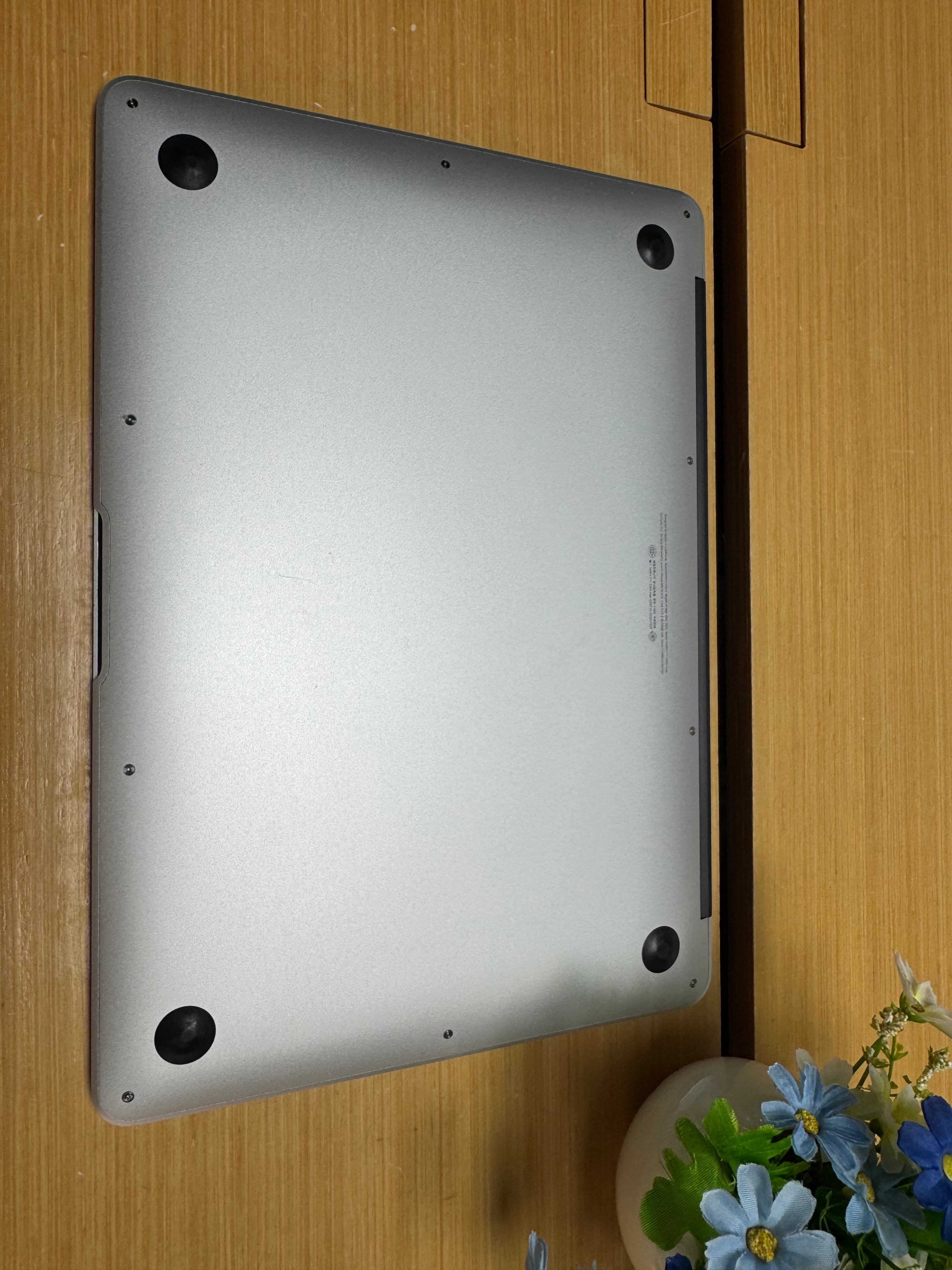 Apple MacBook Air 13” (2015 | i5 | 8GB RAM | 128GB SSD)