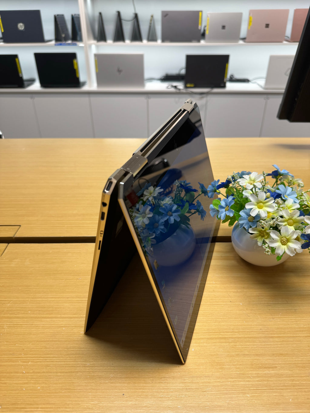 HP Spectre x360 13” Tactile (i7 8e génération | 16 Go de RAM | 512 Go de SSD)