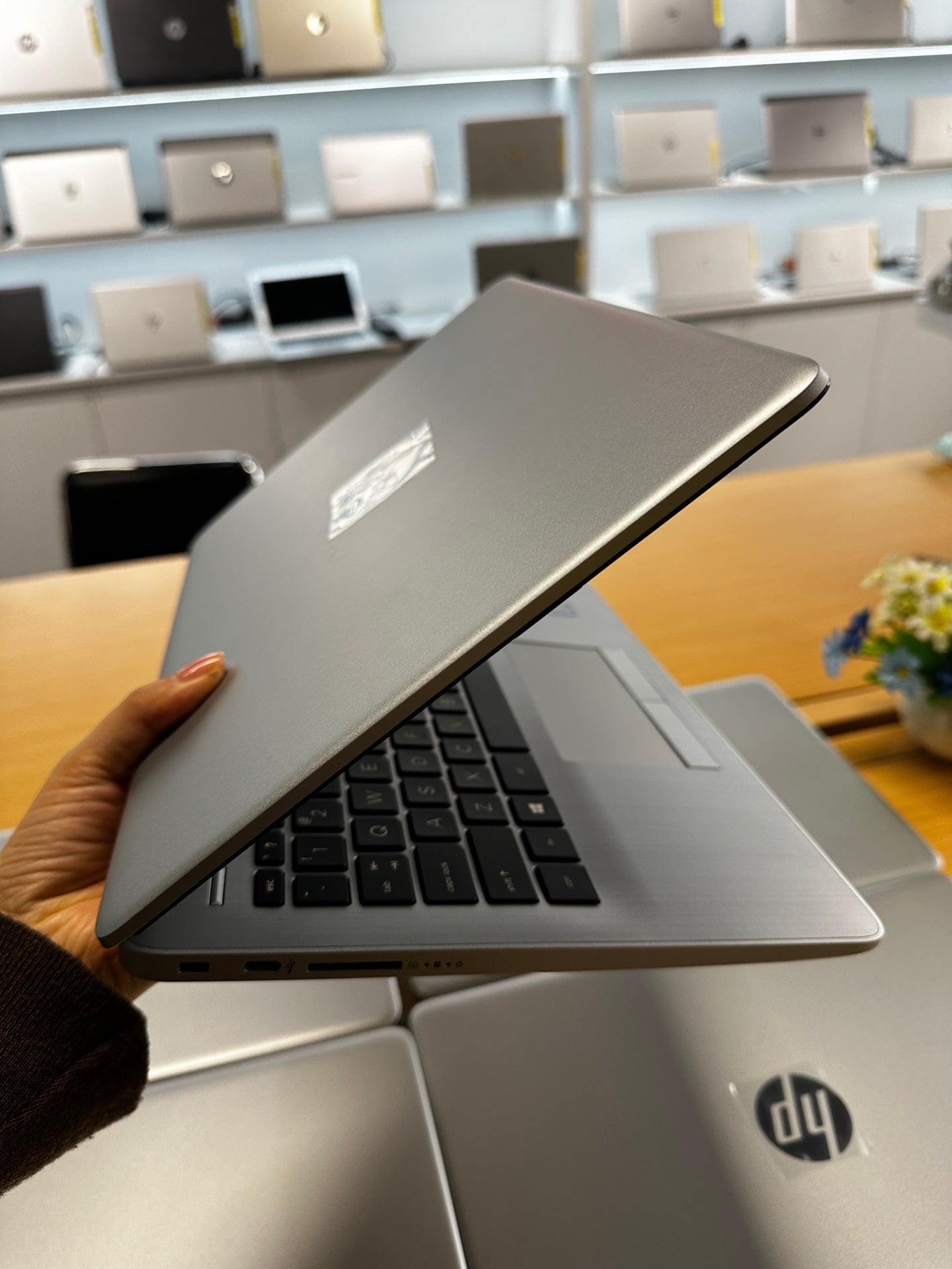 HP Notebook 14 pouces (Intel Dual Core | 4 Go / 8 Go RAM | 128 Go / 256 Go SSD)