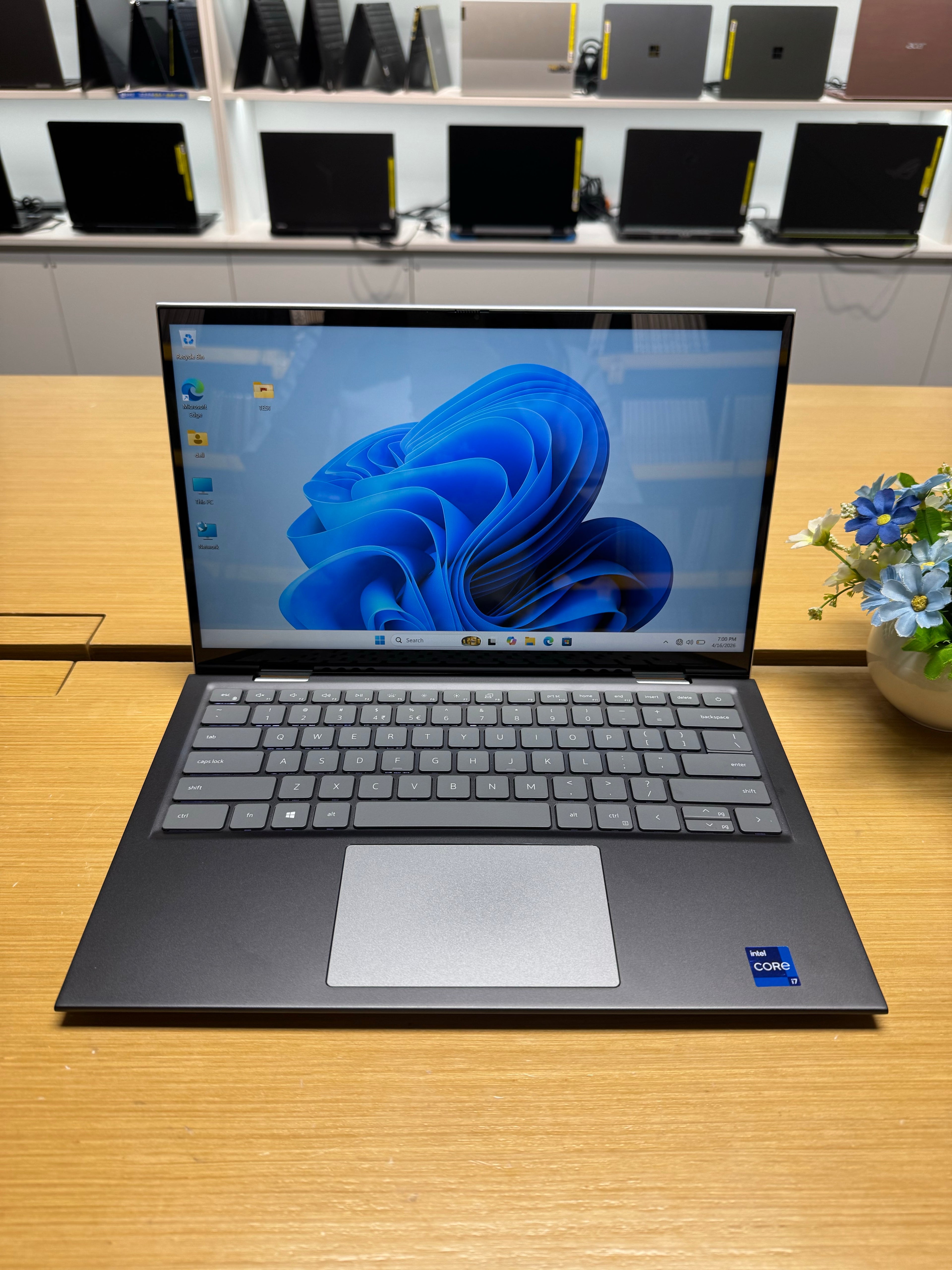 592907 Dell Inspiron 5410 X360 14” Touchscreen (11th Gen i7 | 16GB RAM | 512GB SSD)