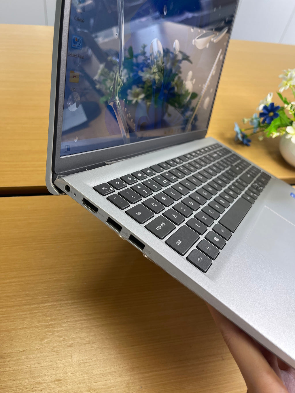 50610 Dell Inspiron 3511 15.6” (11th Gen i5 | 16GB RAM | 512GB SSD)