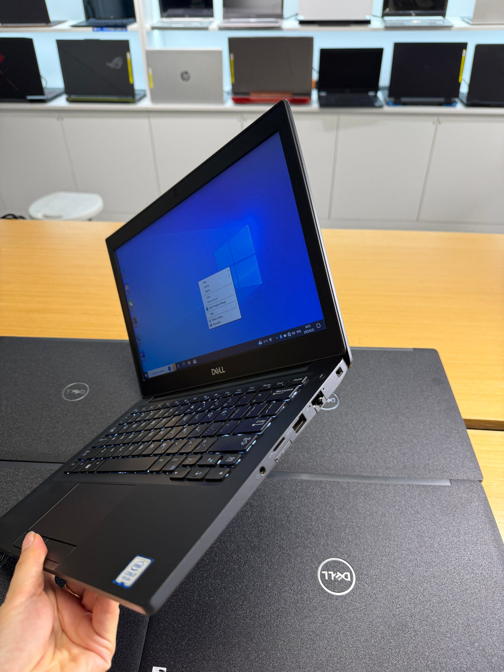 592501 Dell Latitude 7290 12” (8th Gen i7 | 8GB RAM | 256GB SSD)