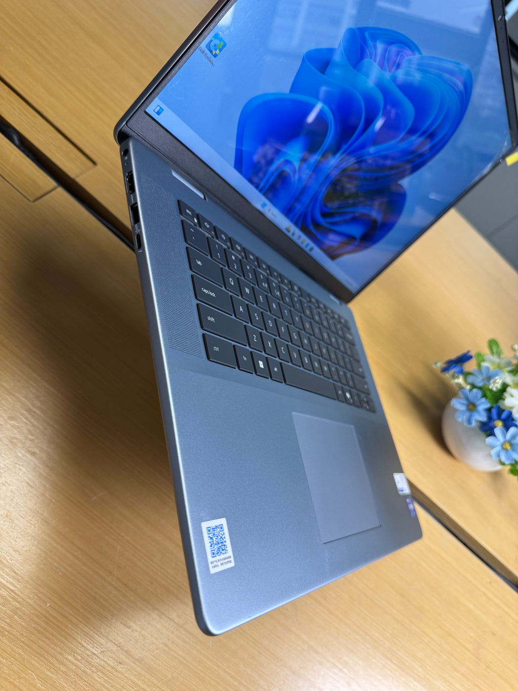 72107 Dell Inspiron 16 Plus 7640 16” (2025 | 13th Gen i7 | 16GB RAM | 1TB SSD)