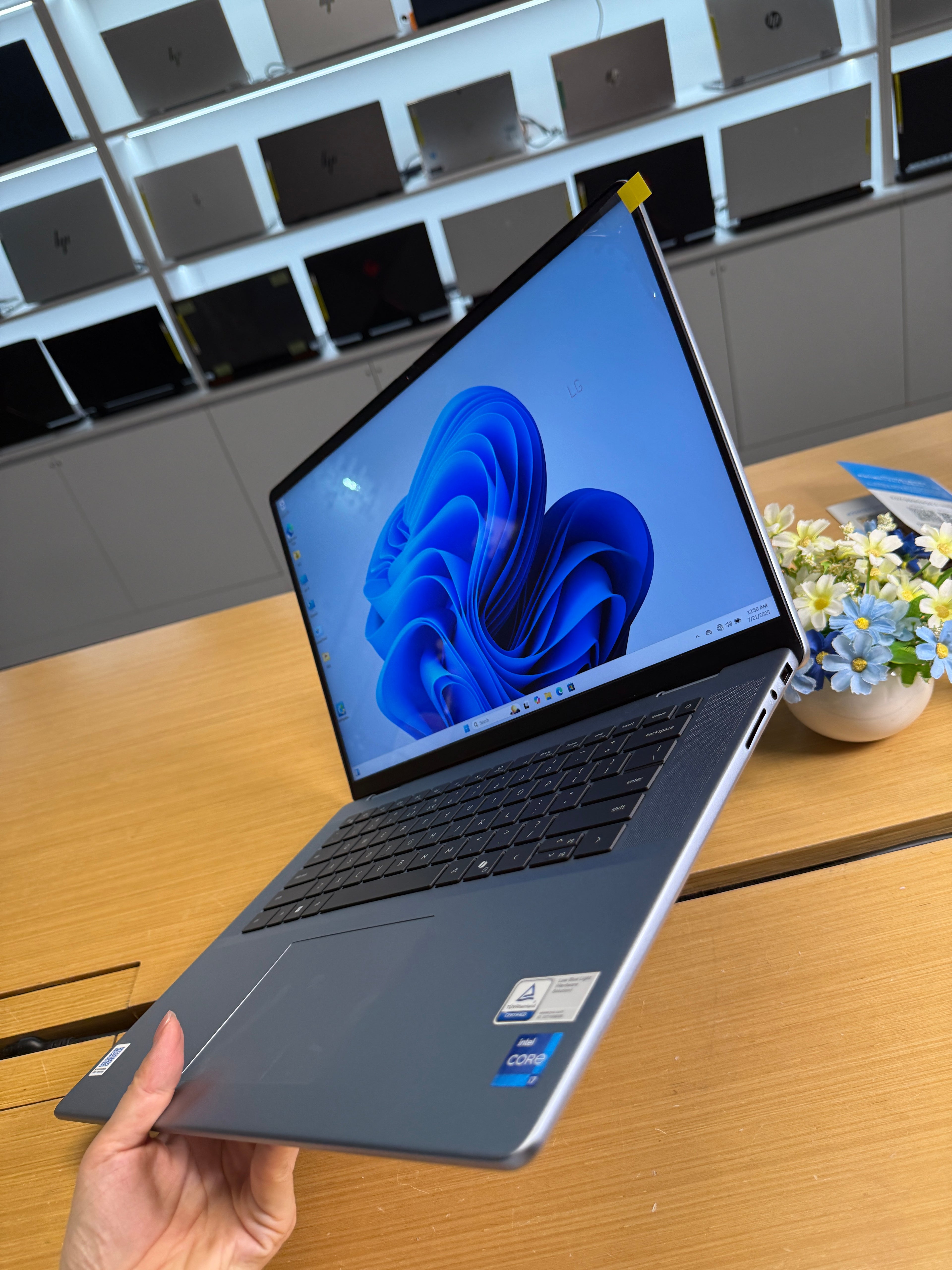 72107 Dell Inspiron 16 Plus 7640 16” (2025 | 13th Gen i7 | 16GB RAM | 1TB SSD)