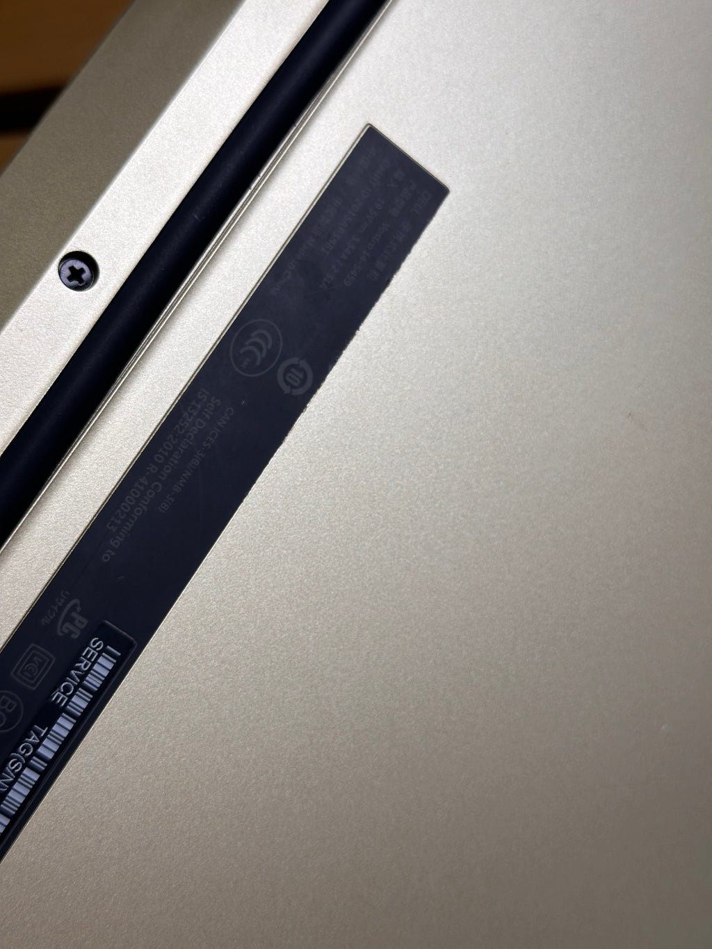 50706  Dell Vostro 5459 14” (6th Gen i5 | 8GB RAM | 240GB SSD | GeForce 930 2GB)