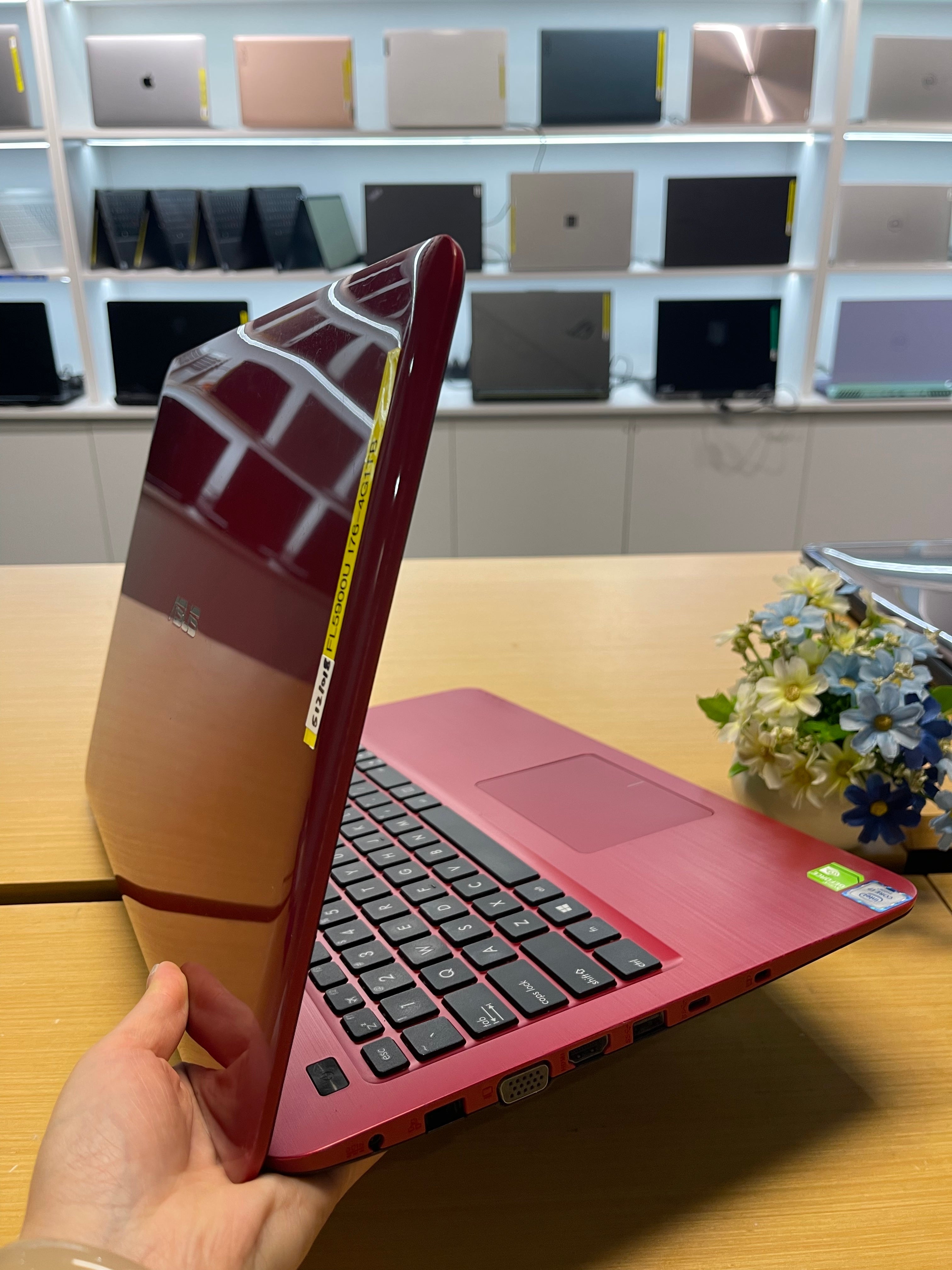 5121018 ASUS FL5900U 15.6” (6th Gen i7 | 4GB RAM | 1TB HDD | GeForce 940M)