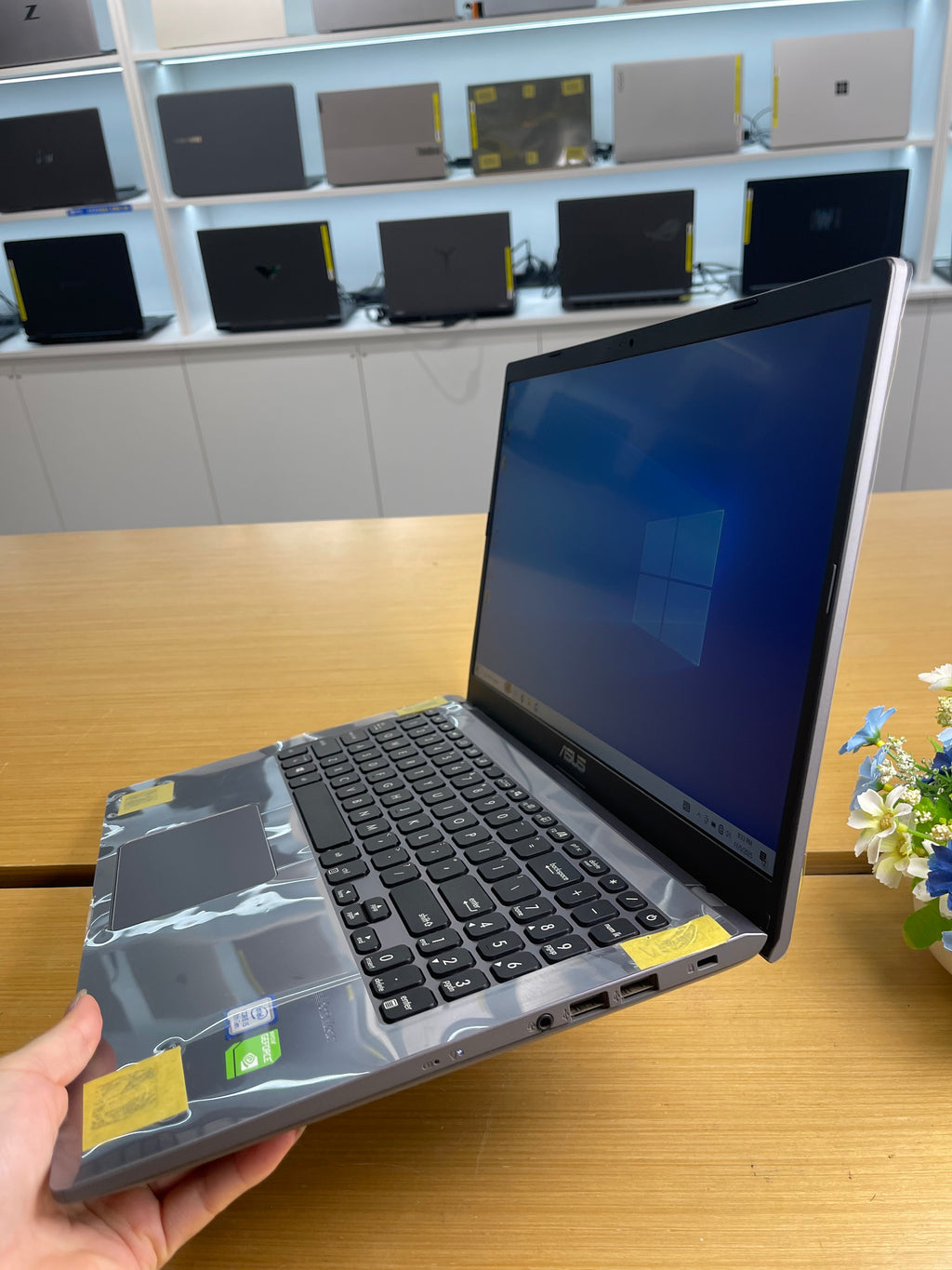ASUS FL8700 15.6” (8th Gen i5 | 8GB RAM | 256GB SSD | MX110 Graphics)