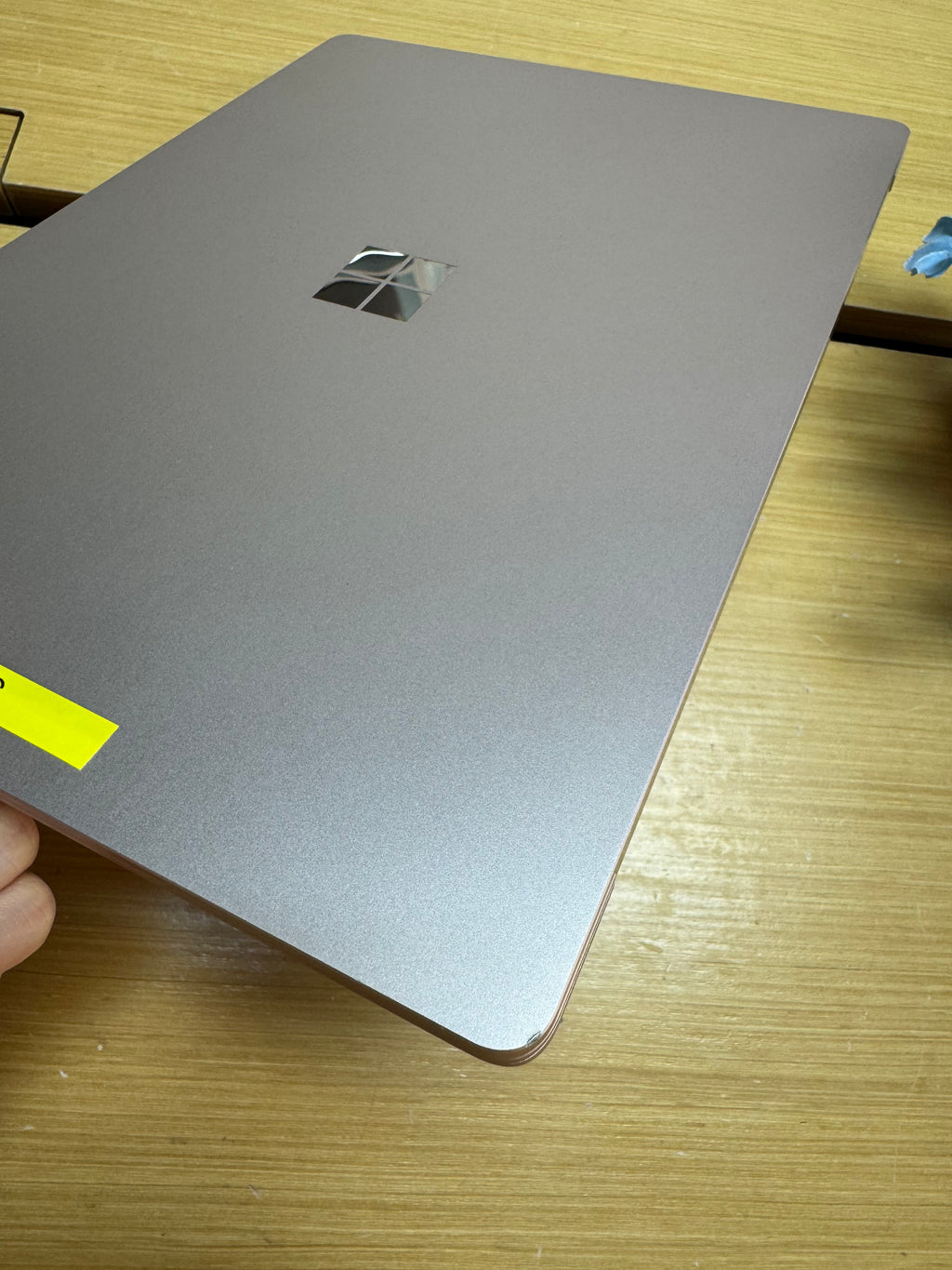 510164 Microsoft Surface Laptop Go 12” (10th Gen i5 | 8GB RAM | 256GB SSD | Touchscreen)