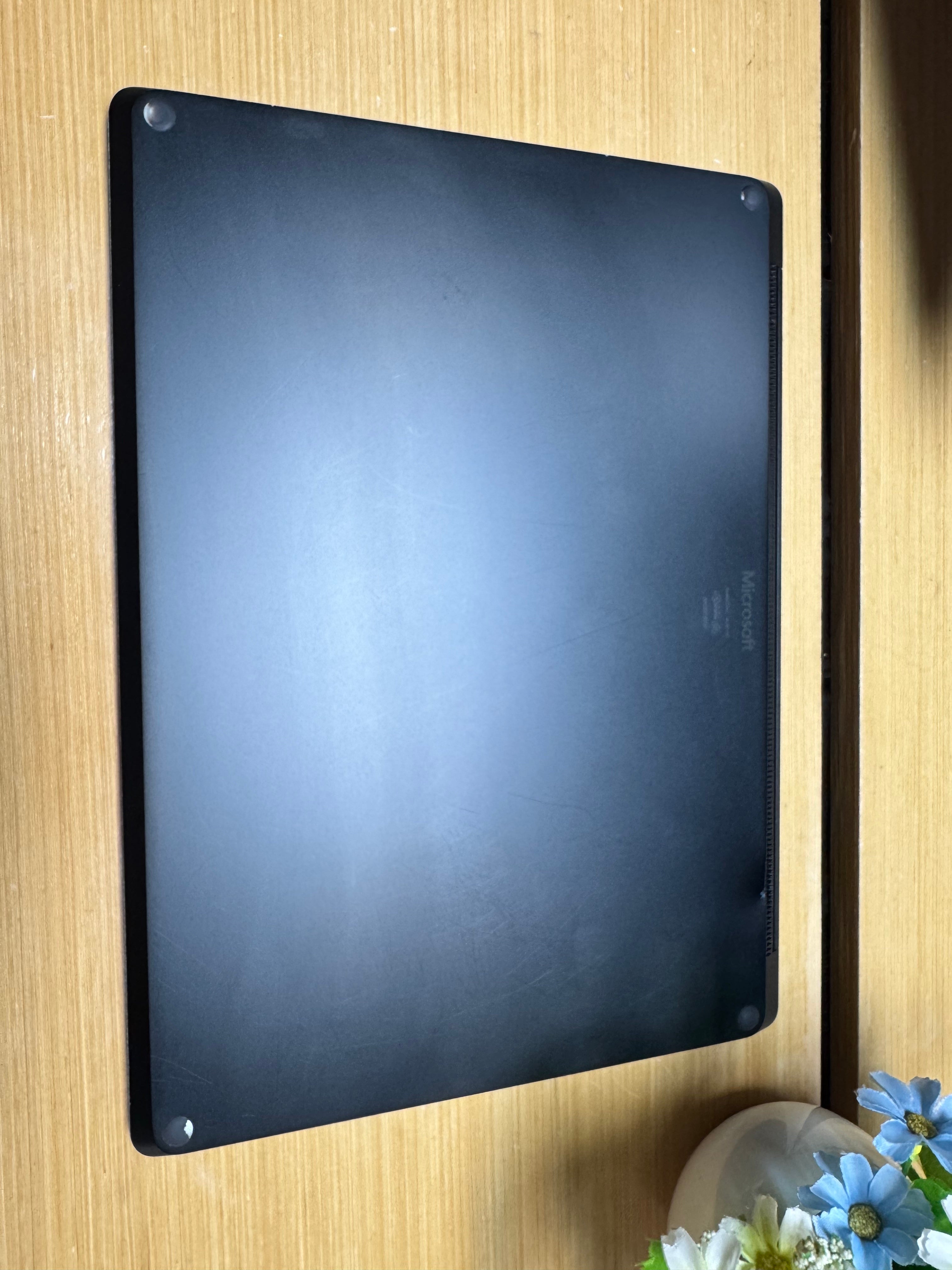 642302 Microsoft Surface Laptop 2 13” (8th Gen i7 | 16GB RAM | 512GB SSD | Touchscreen)