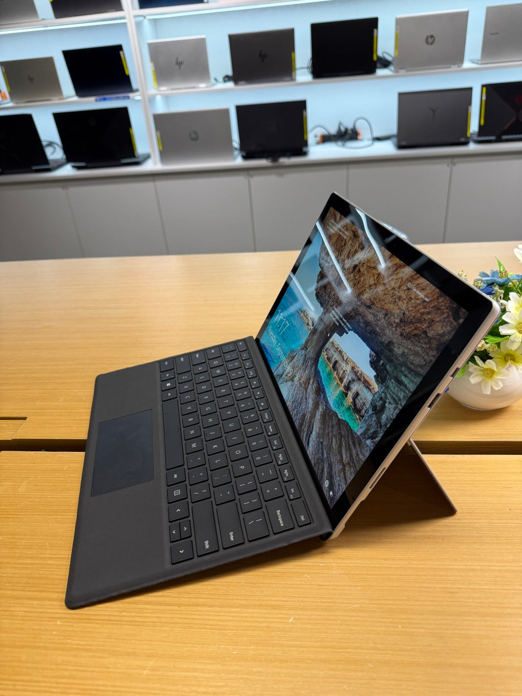 Microsoft Surface Laptop Pro 12” (8th Gen i5 | 8GB RAM | 256GB SSD | Touchscreen)