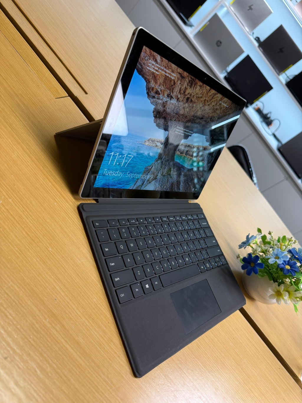 Microsoft Surface Laptop Pro 12” (8th Gen i5 | 8GB RAM | 256GB SSD | Touchscreen)