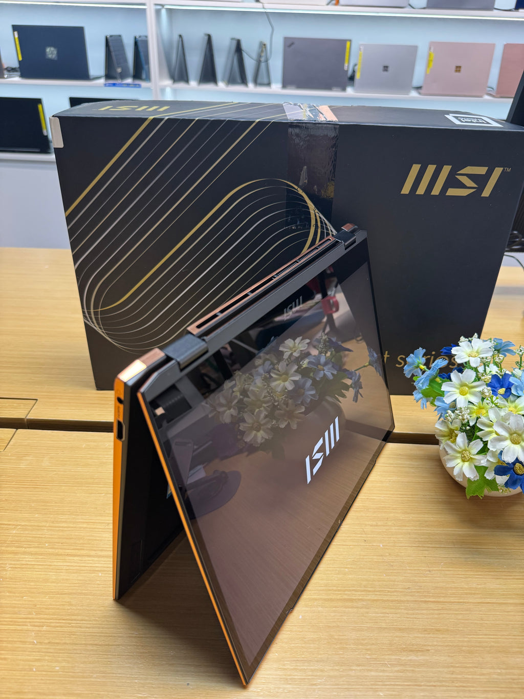 642705 MSI E13 AI X360 13” Touch Laptop (Intel Ultra 7 | 32GB RAM | 1TB SSD | Intel Arc Graphics)