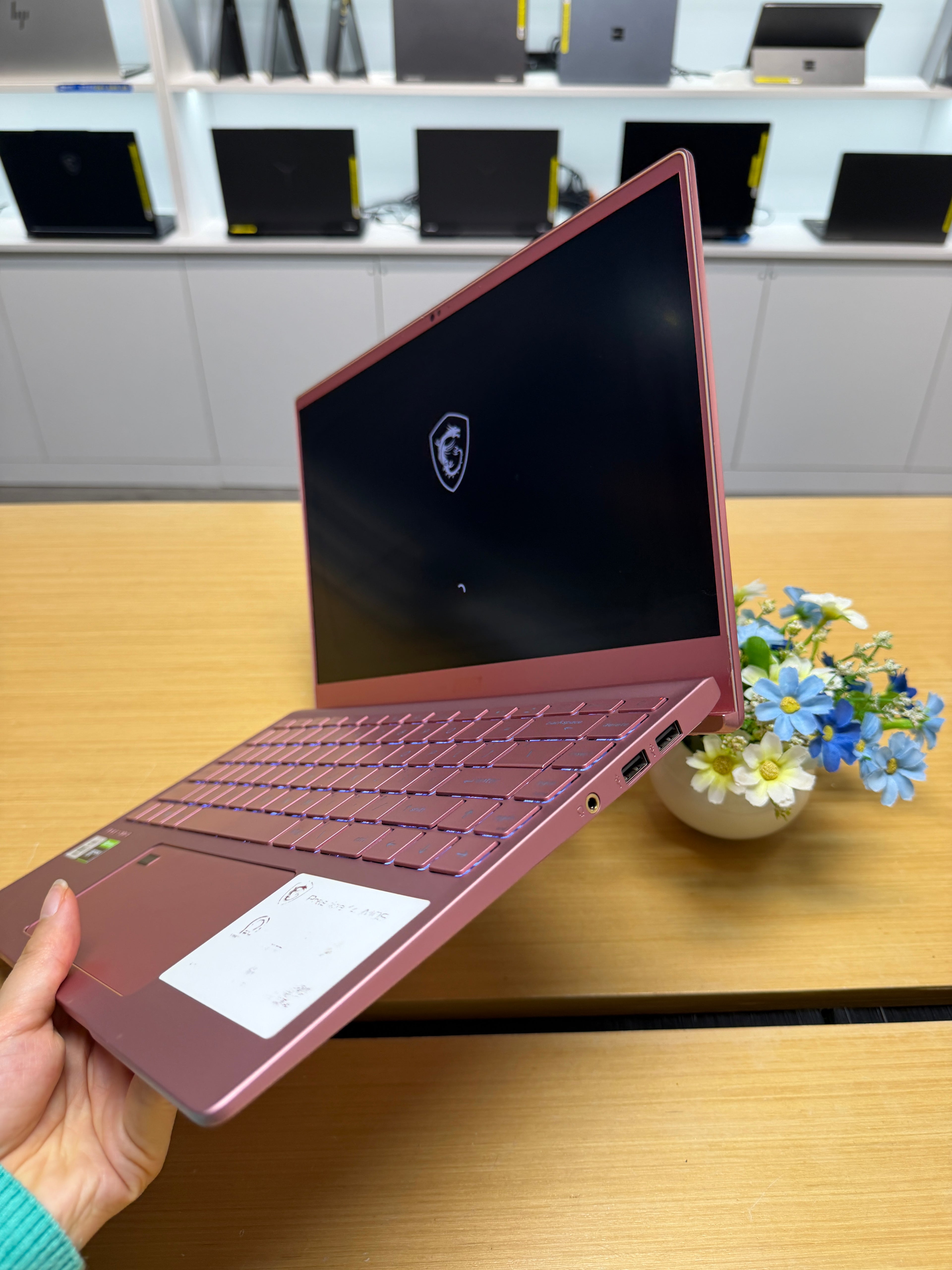 MSI Prestige 14” Laptop (10th Gen i7 | 16GB RAM | 512GB SSD | GTX 1650 4GB)