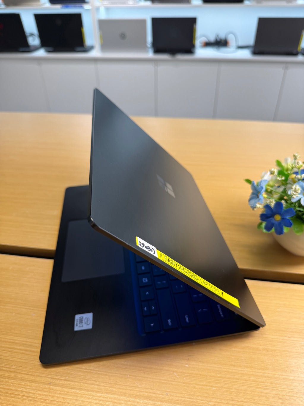 Microsoft Surface Laptop 3 13” Touchscreen (10th Gen Core i7 | 16GB RAM | 256GB SSD)