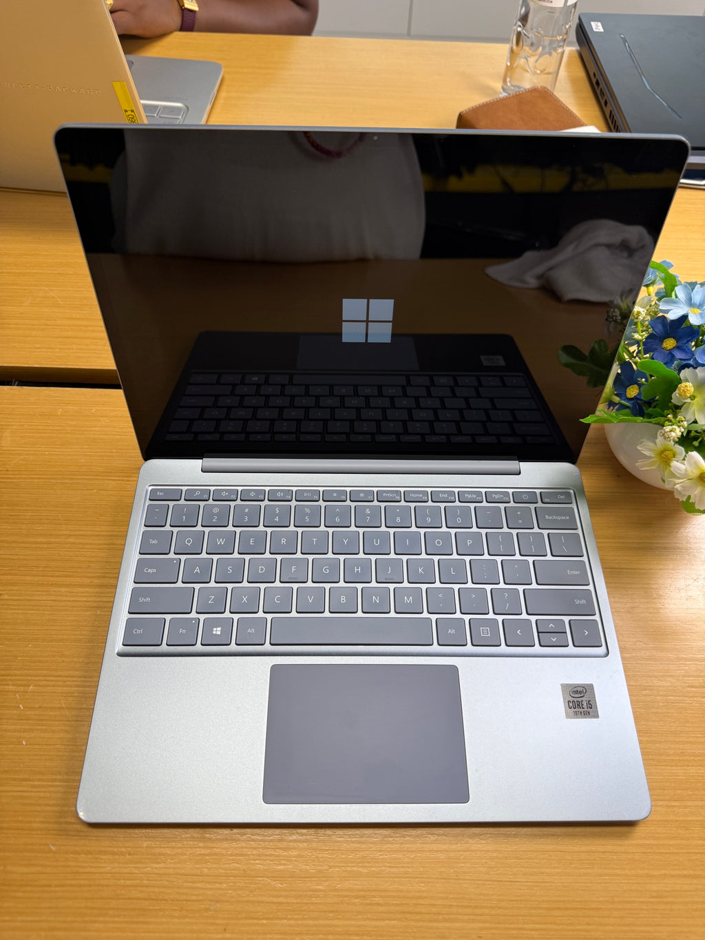 Microsoft Surface Laptop Go 12” Touchscreen (10th Gen Core i5 | 8GB RAM | 256GB SSD)