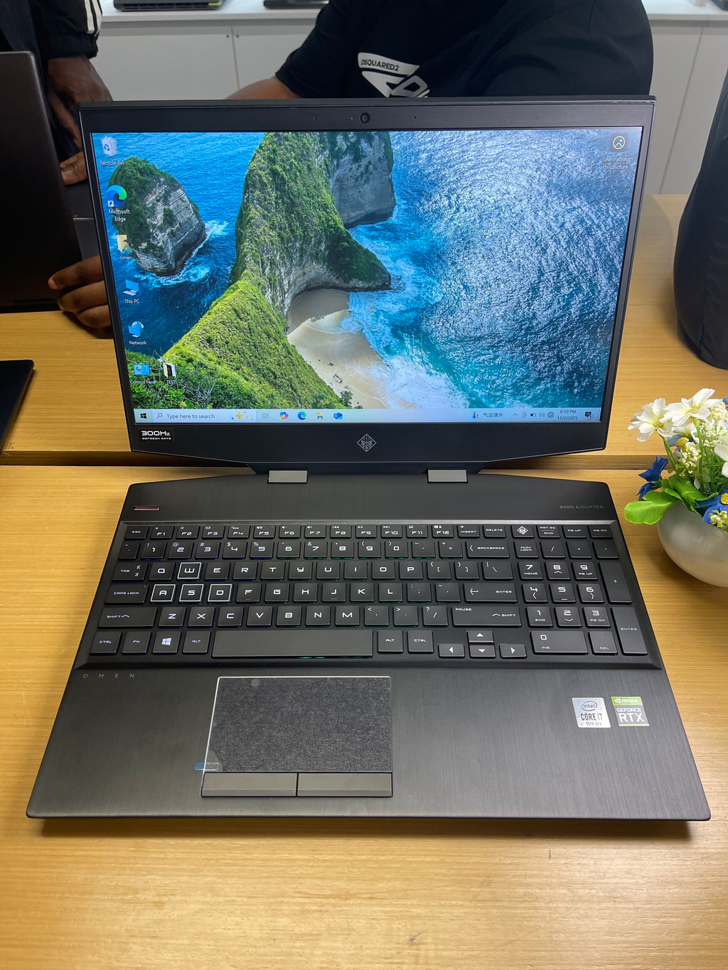 HP OMEN 15 Air Gaming Laptop (10th Gen Core i7 | 16GB RAM | 1TB SSD | RTX 2070)