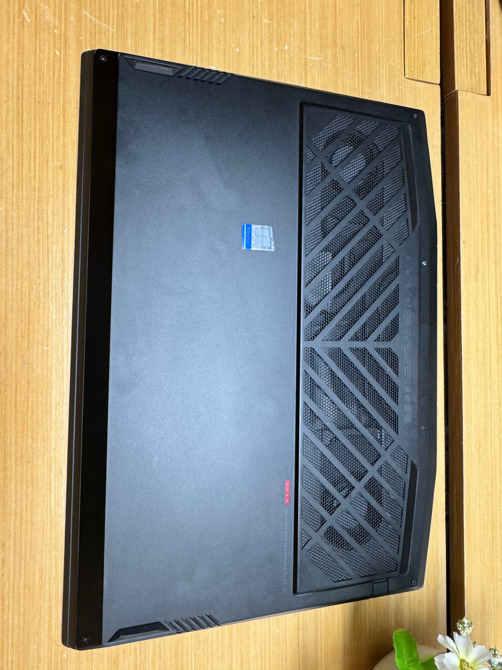 HP OMEN 15 Air Gaming Laptop (10th Gen Core i7 | 16GB RAM | 1TB SSD | RTX 2070)