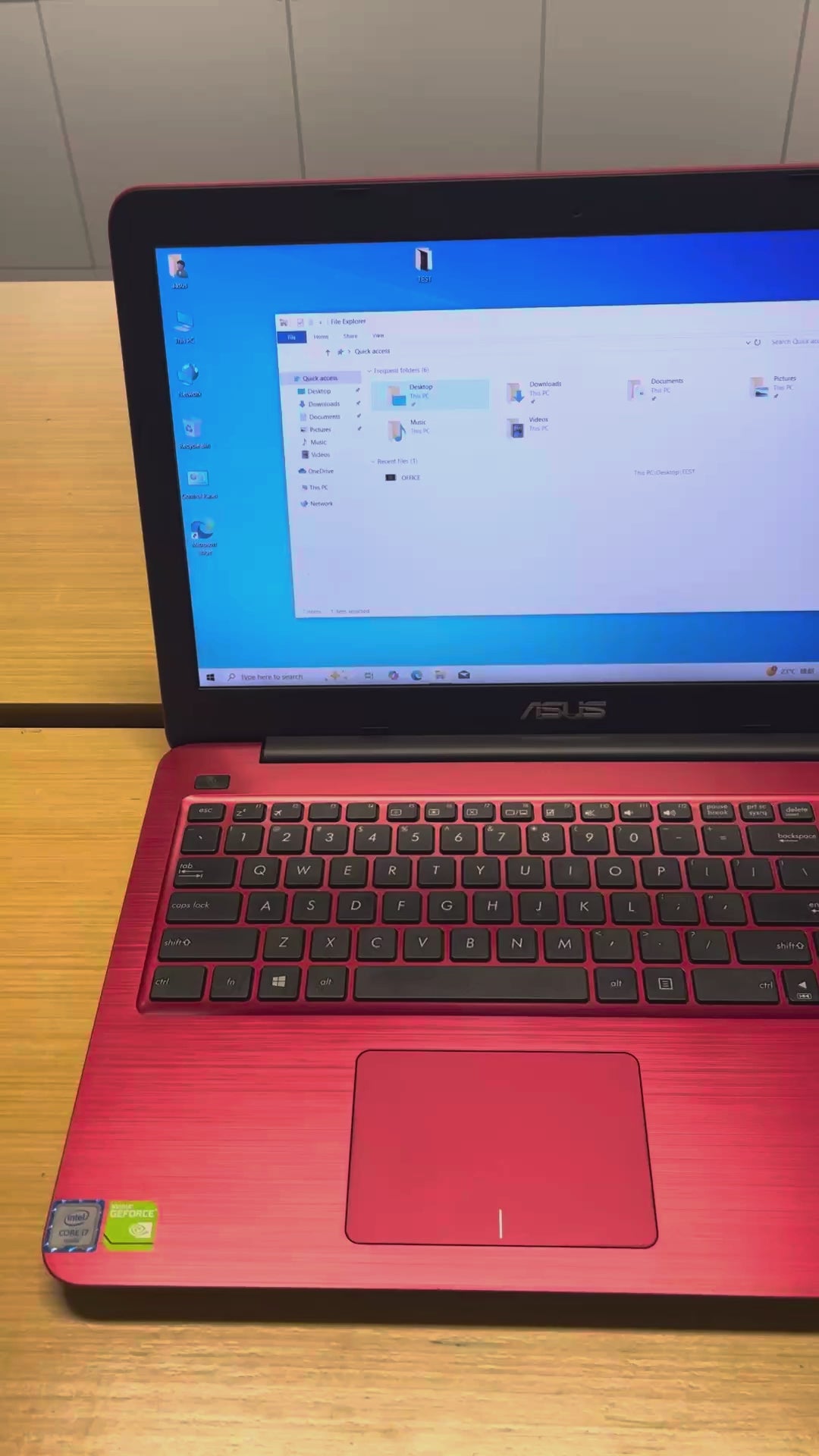 5121018 ASUS FL5900U 15.6” (6th Gen i7 | 4GB RAM | 1TB HDD | GeForce 940M)